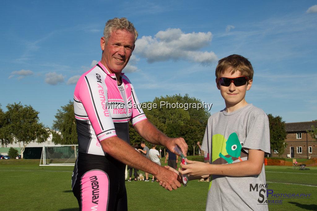 20170806-3691.jpg - Medway Velo Grass Track Event 06-Aug-2017.