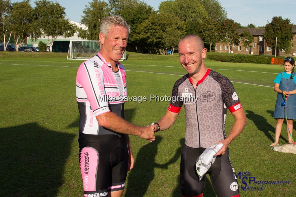 20170806-3725.jpg - Medway Velo Grass Track Event 06-Aug-2017.