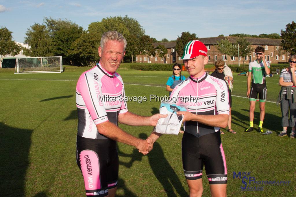 20170806-3745.jpg - Medway Velo Grass Track Event 06-Aug-2017.
