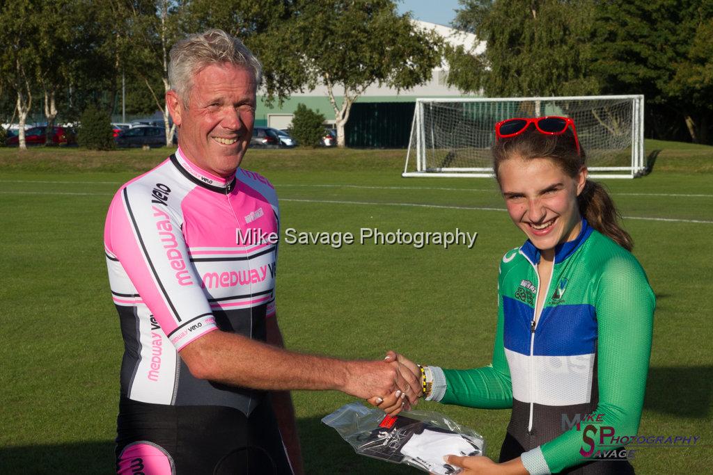 20170806-3754.jpg - Medway Velo Grass Track Event 06-Aug-2017.