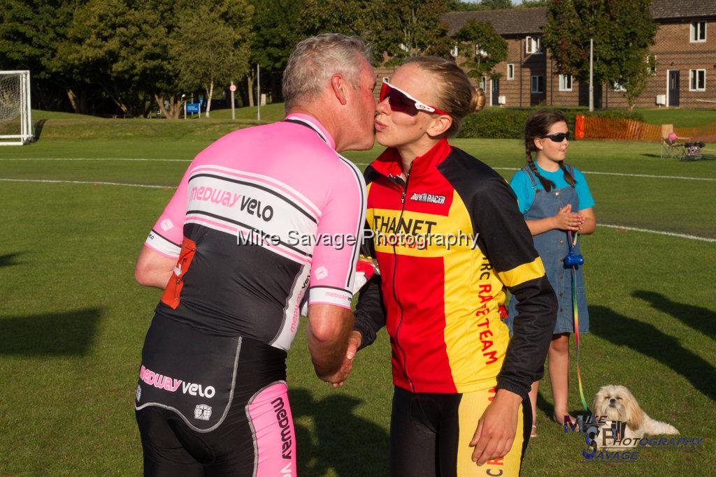 20170806-3756.jpg - Medway Velo Grass Track Event 06-Aug-2017.
