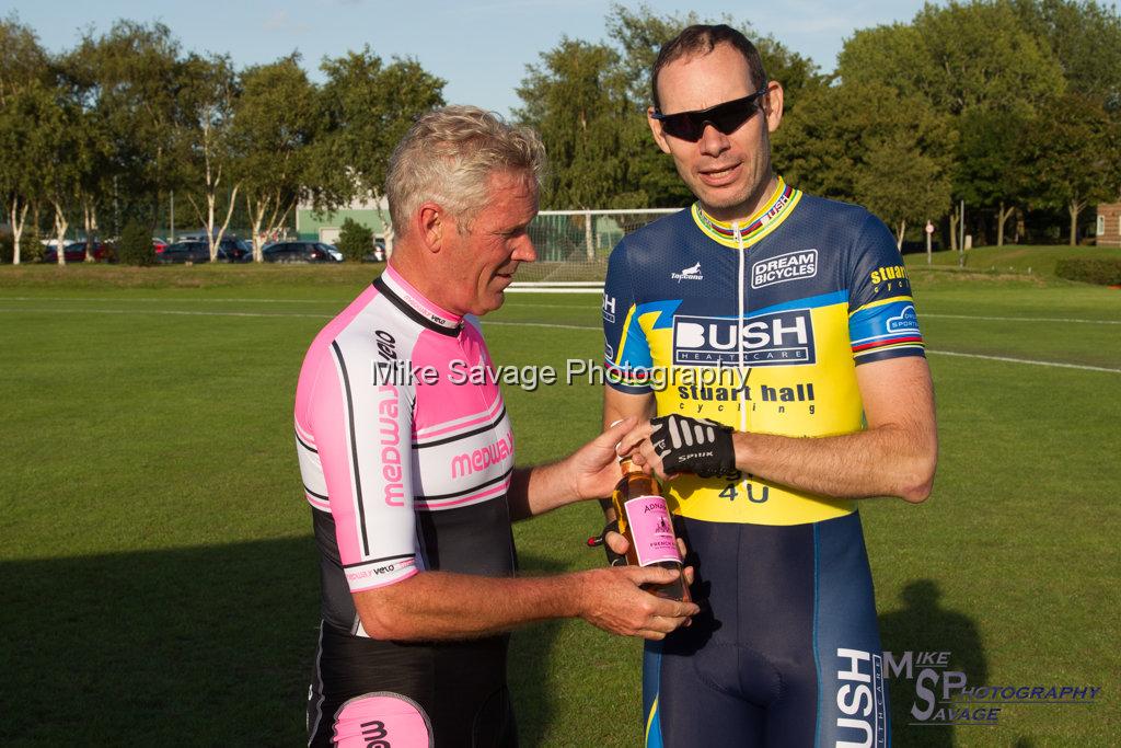 20170806-3808.jpg - Medway Velo Grass Track Event 06-Aug-2017.