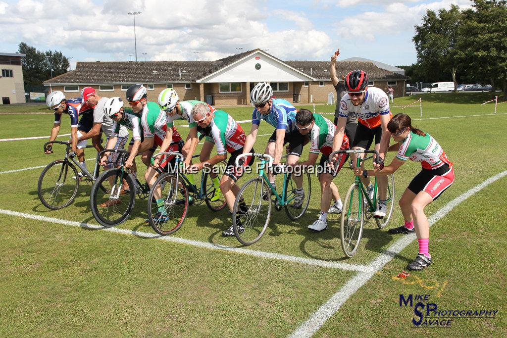 20170806-0646.jpg - Medway Velo Grass Track Event 06-Aug-2017.