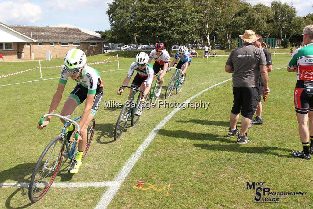 20170806-0656.jpg - Medway Velo Grass Track Event 06-Aug-2017.