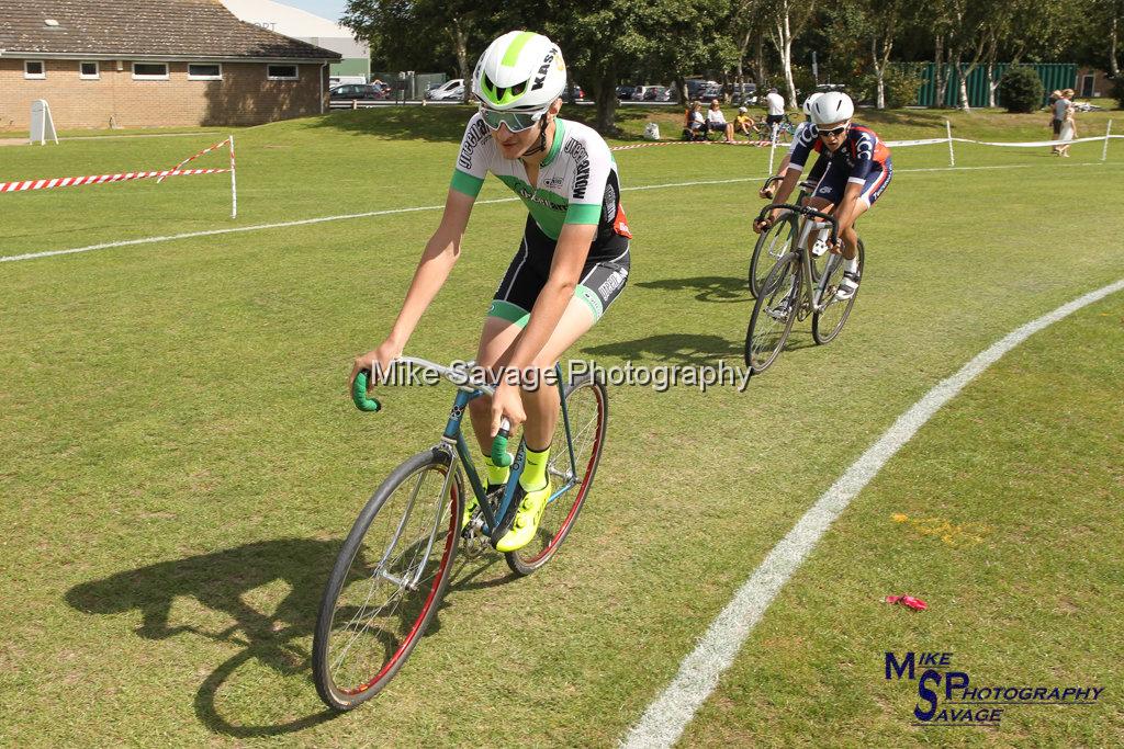 20170806-0676.jpg - Medway Velo Grass Track Event 06-Aug-2017.