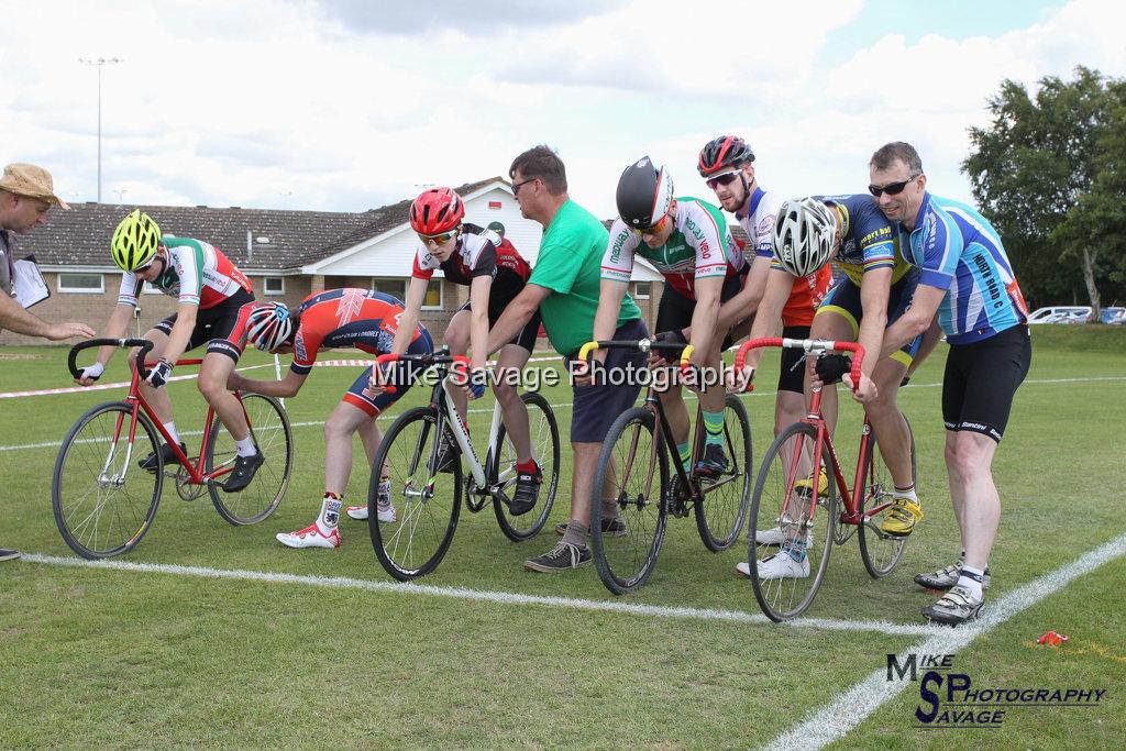 20170806-0716.jpg - Medway Velo Grass Track Event 06-Aug-2017.