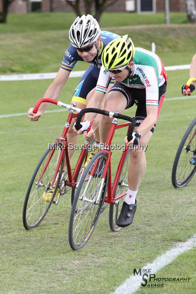 20170806-0745.jpg - Medway Velo Grass Track Event 06-Aug-2017.