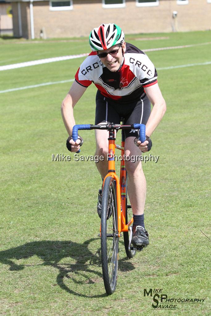 20170806-0795.jpg - Medway Velo Grass Track Event 06-Aug-2017.