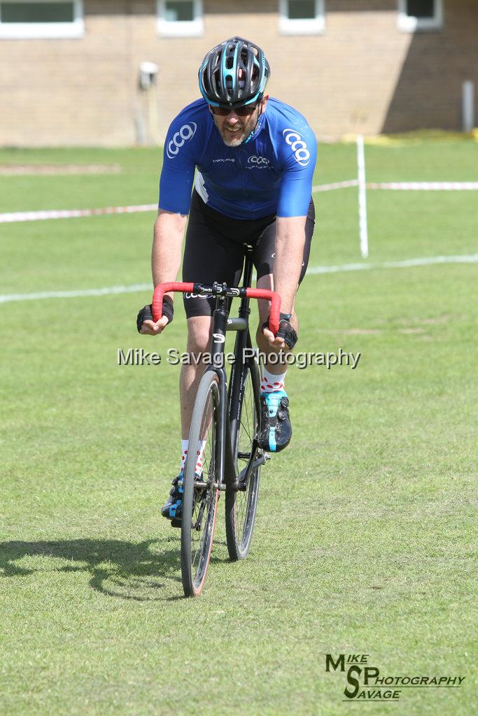 20170806-0801.jpg - Medway Velo Grass Track Event 06-Aug-2017.