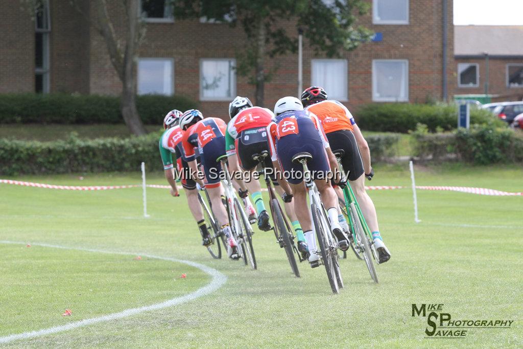 20170806-1126.jpg - Medway Velo Grass Track Event 06-Aug-2017.