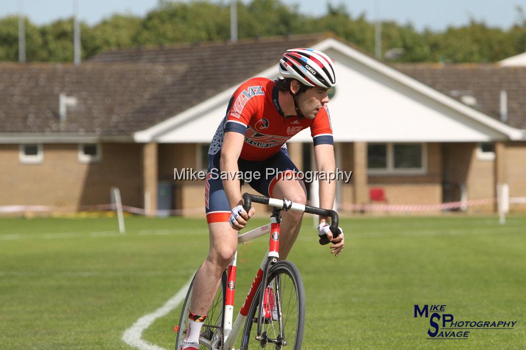 20170806-1169.jpg - Medway Velo Grass Track Event 06-Aug-2017.