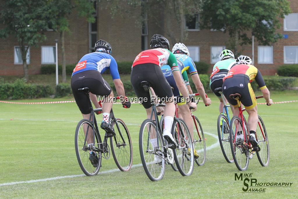 20170806-1197.jpg - Medway Velo Grass Track Event 06-Aug-2017.