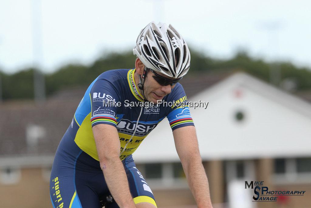 20170806-1238.jpg - Medway Velo Grass Track Event 06-Aug-2017.
