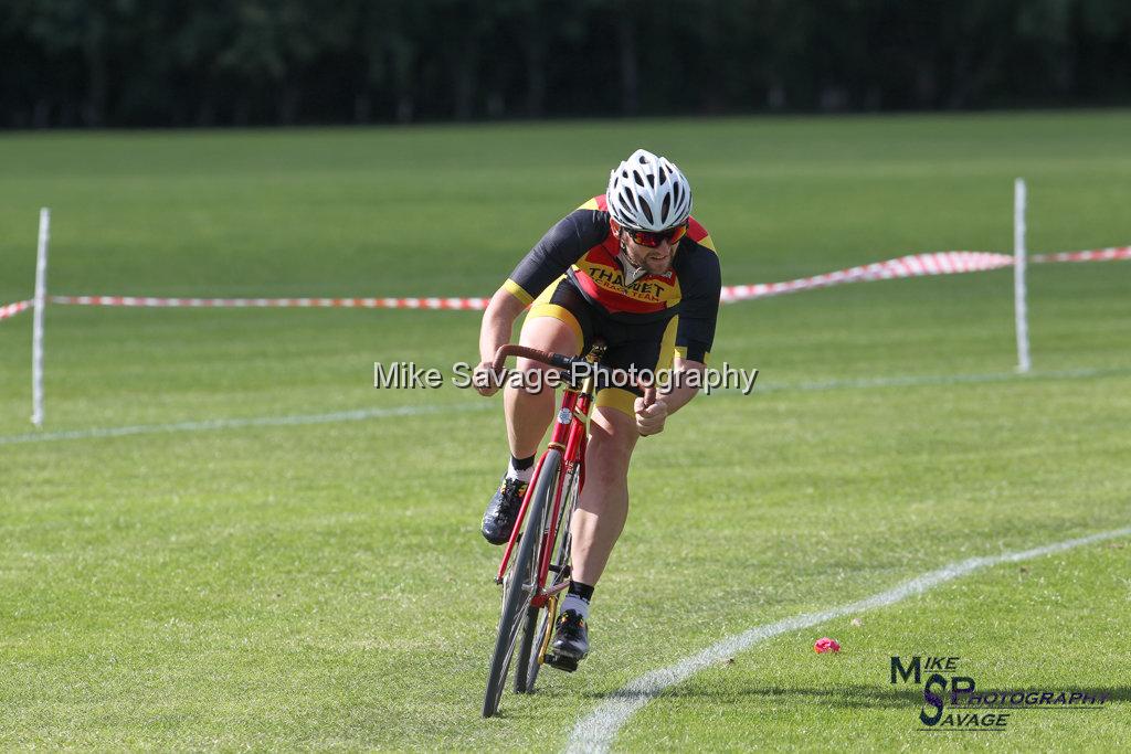 20170806-1576.jpg - Medway Velo Grass Track Event 06-Aug-2017.