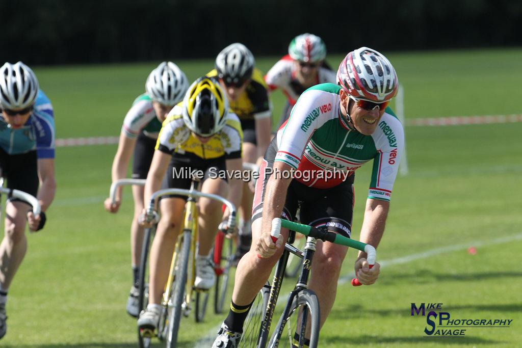 20170806-1590.jpg - Medway Velo Grass Track Event 06-Aug-2017.