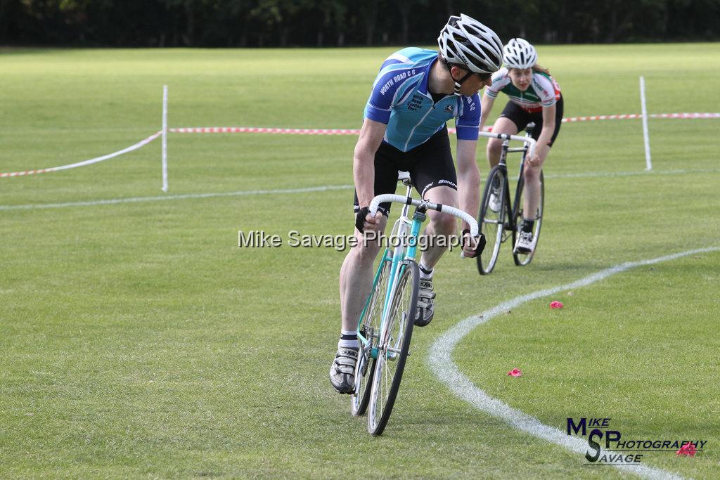 20170806-1615.jpg - Medway Velo Grass Track Event 06-Aug-2017.