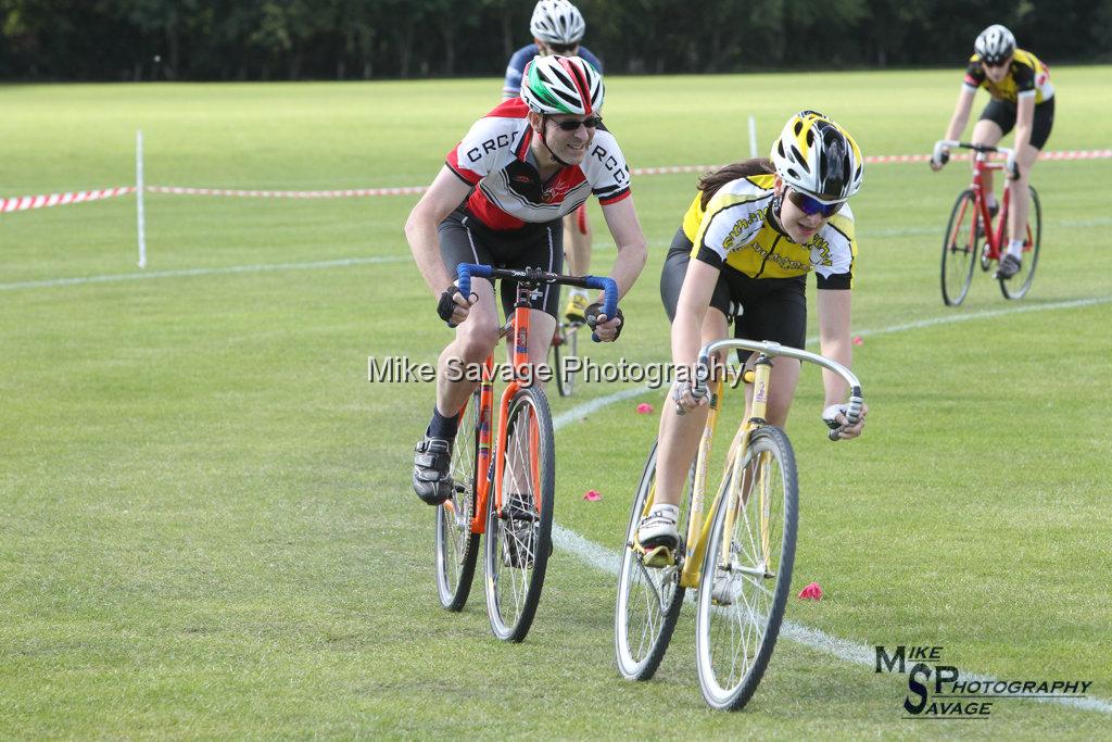 20170806-1624.jpg - Medway Velo Grass Track Event 06-Aug-2017.
