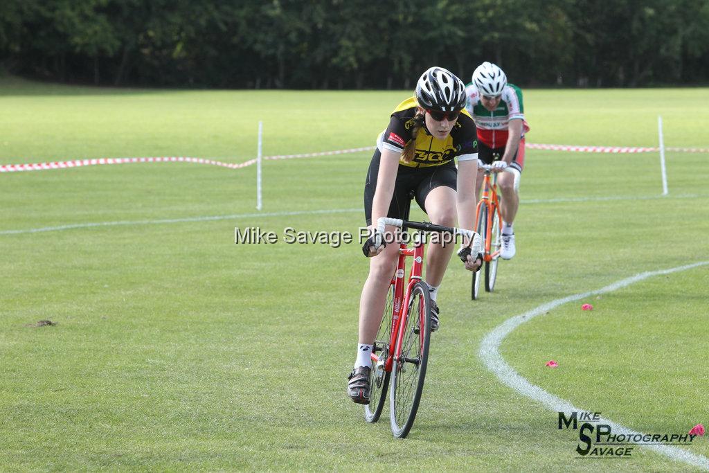 20170806-1628.jpg - Medway Velo Grass Track Event 06-Aug-2017.