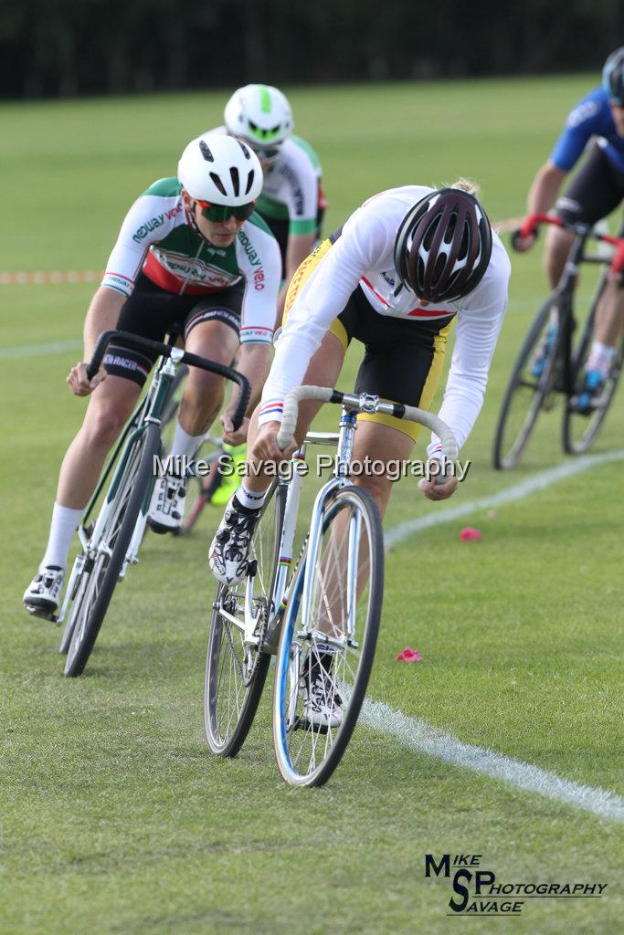 20170806-1651.jpg - Medway Velo Grass Track Event 06-Aug-2017.