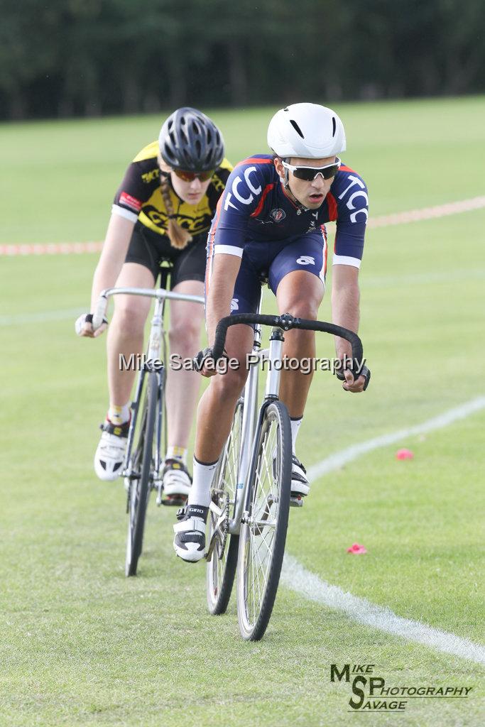 20170806-1669.jpg - Medway Velo Grass Track Event 06-Aug-2017.