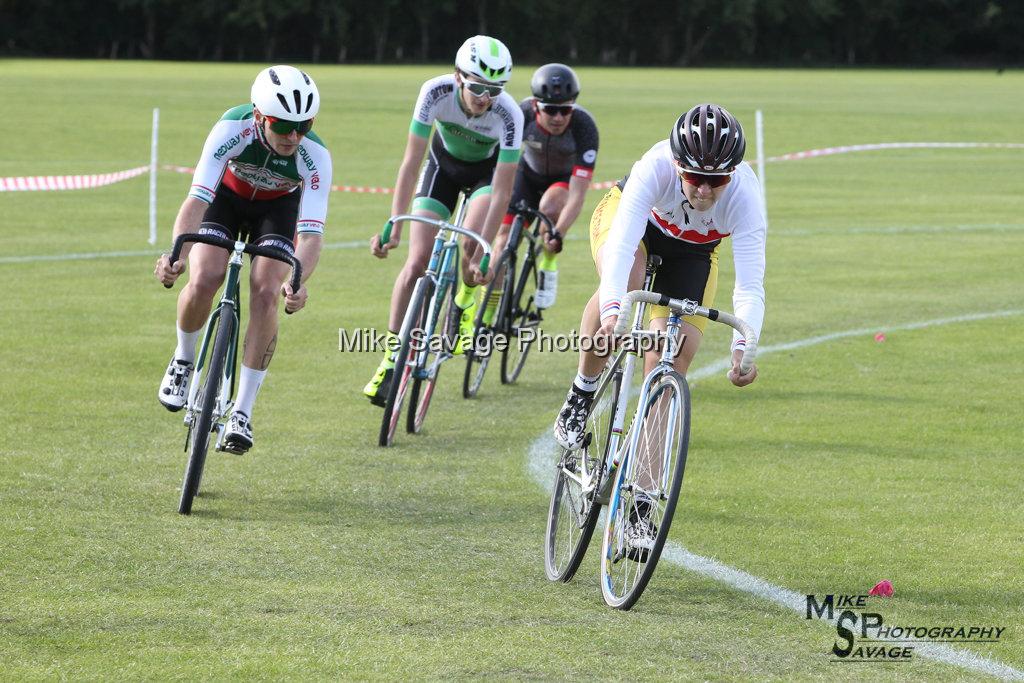 20170806-1683.jpg - Medway Velo Grass Track Event 06-Aug-2017.