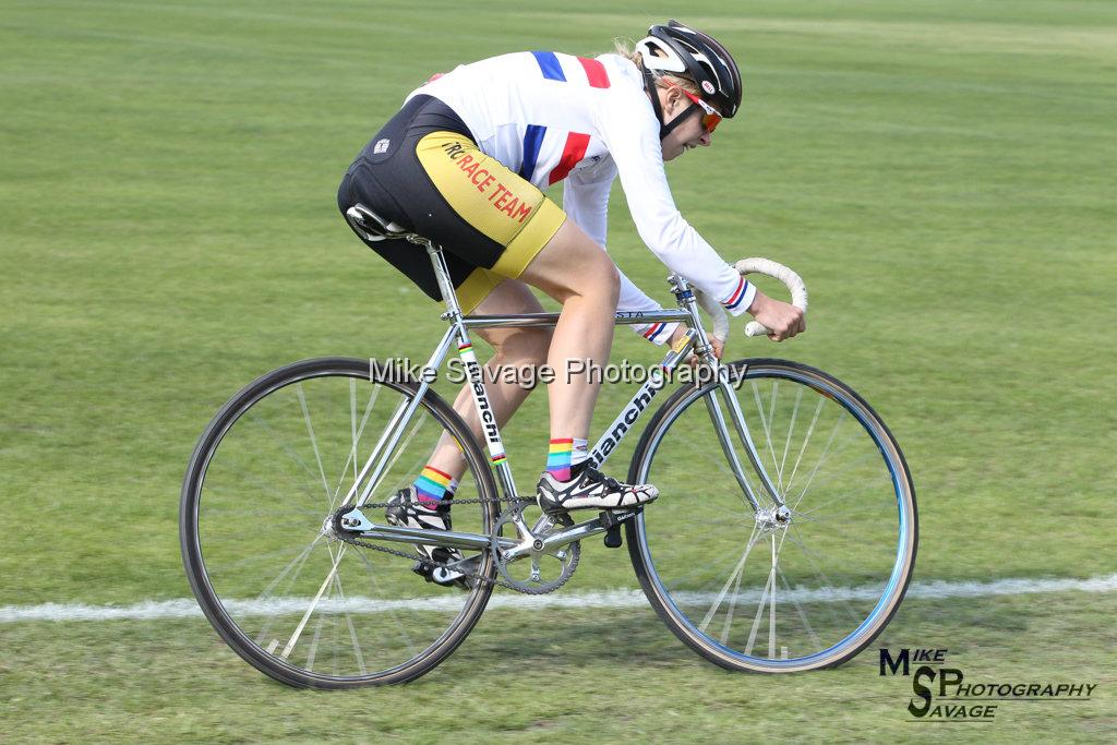 20170806-1692.jpg - Medway Velo Grass Track Event 06-Aug-2017.
