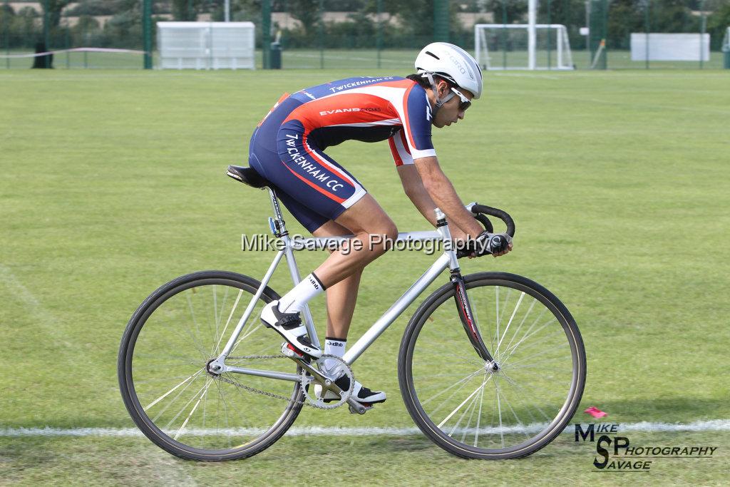 20170806-1703.jpg - Medway Velo Grass Track Event 06-Aug-2017.