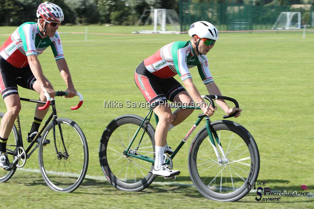 20170806-1870.jpg - Medway Velo Grass Track Event 06-Aug-2017.