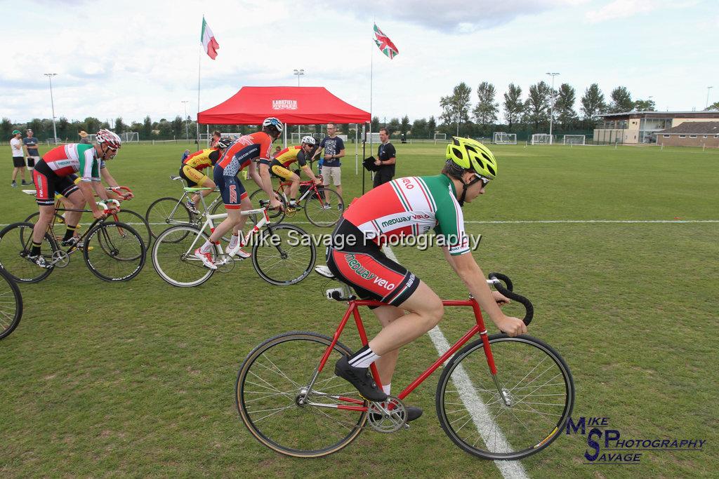 20170806-0231.jpg - Medway Velo Grass Track Event 06-Aug-2017.