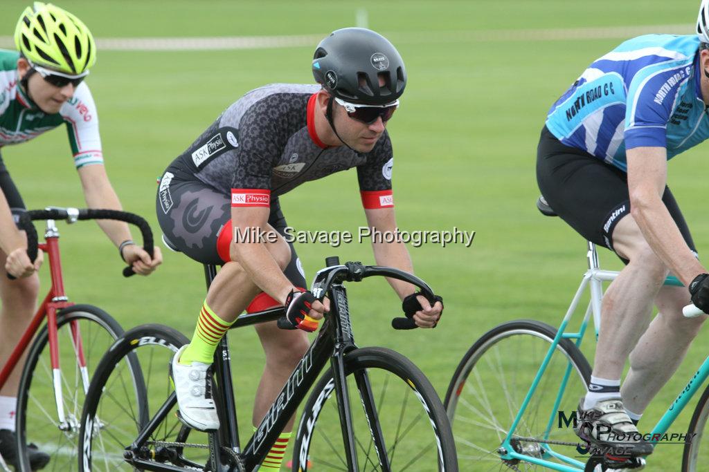 20170806-0292.jpg - Medway Velo Grass Track Event 06-Aug-2017.