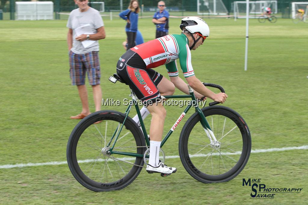 20170806-0303.jpg - Medway Velo Grass Track Event 06-Aug-2017.