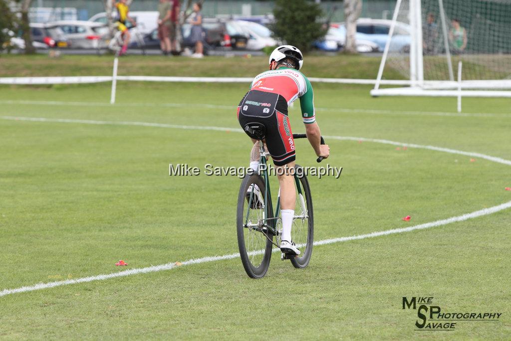 20170806-0306.jpg - Medway Velo Grass Track Event 06-Aug-2017.