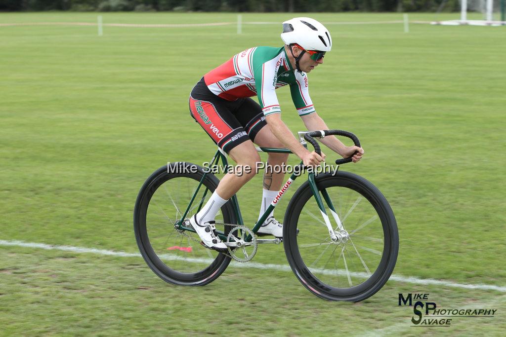 20170806-0362.jpg - Medway Velo Grass Track Event 06-Aug-2017.