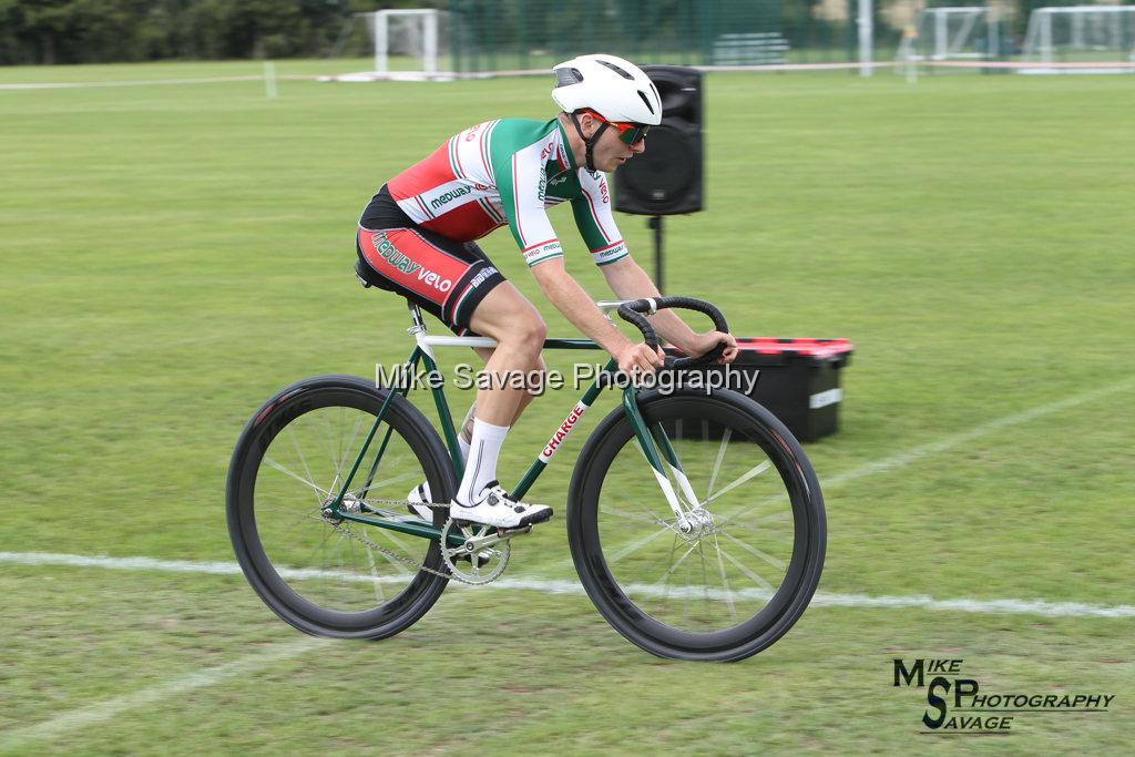20170806-0395.jpg - Medway Velo Grass Track Event 06-Aug-2017.
