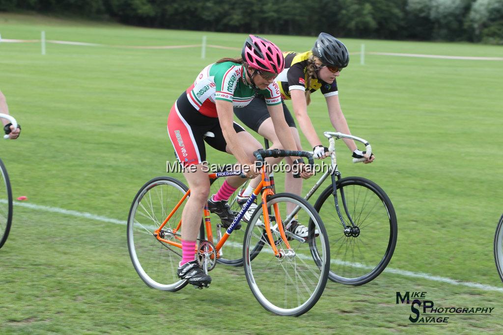 20170806-0411.jpg - Medway Velo Grass Track Event 06-Aug-2017.