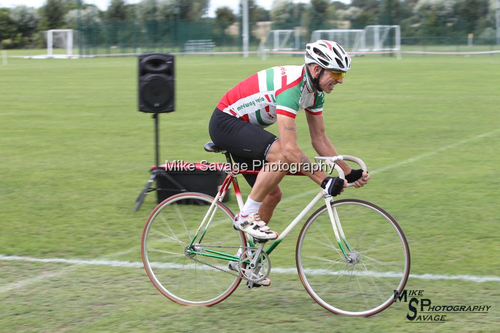 20170806-0429.jpg - Medway Velo Grass Track Event 06-Aug-2017.