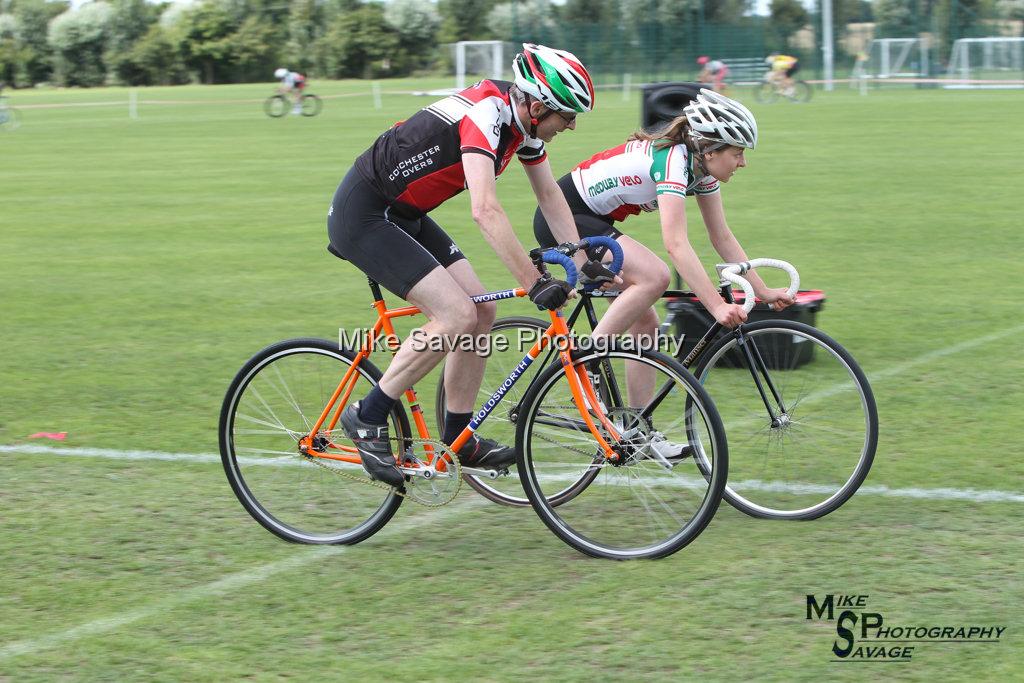 20170806-0436.jpg - Medway Velo Grass Track Event 06-Aug-2017.