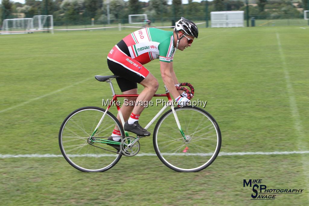 20170806-0443.jpg - Medway Velo Grass Track Event 06-Aug-2017.