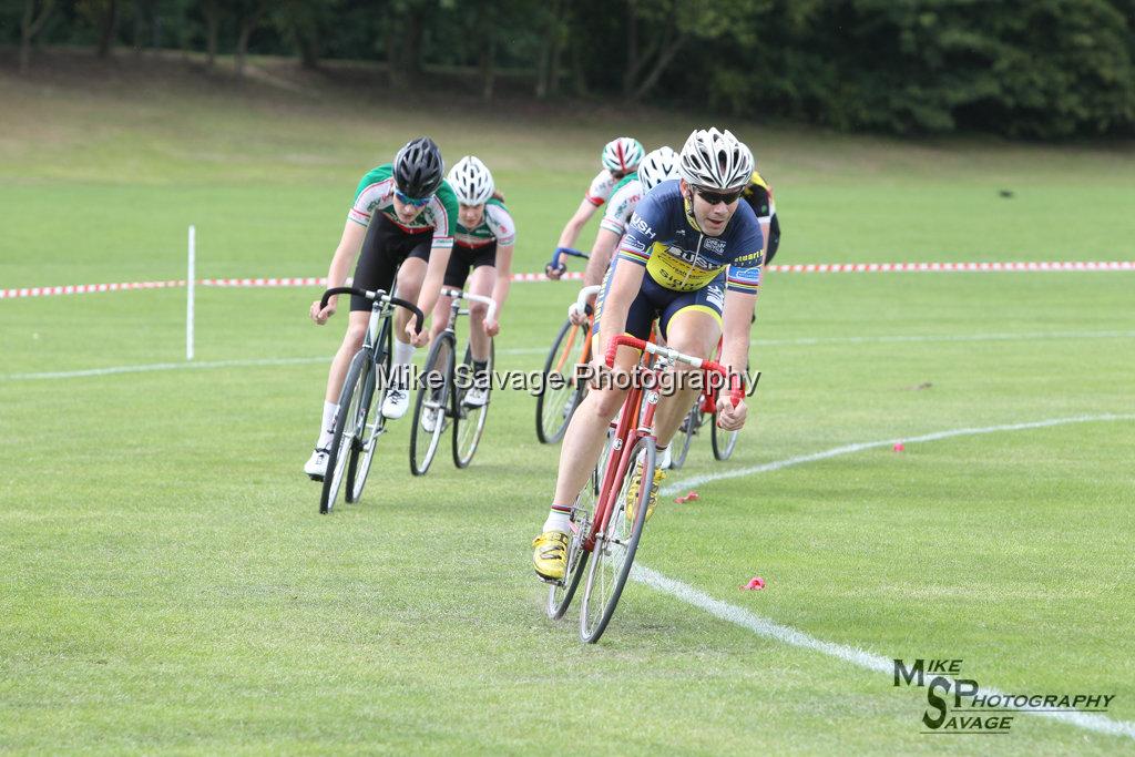 20170806-0526.jpg - Medway Velo Grass Track Event 06-Aug-2017.