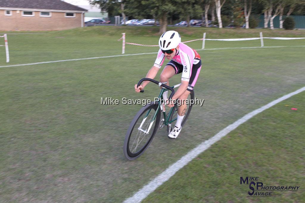 20170806-3090.jpg - Medway Velo Grass Track Event 06-Aug-2017.