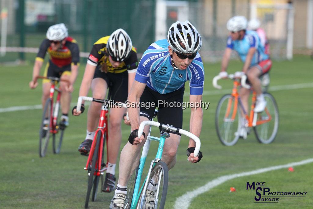 20170806-3201.jpg - Medway Velo Grass Track Event 06-Aug-2017.