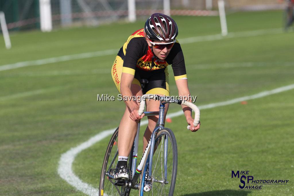 20170806-3240.jpg - Medway Velo Grass Track Event 06-Aug-2017.