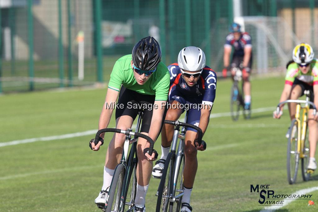 20170806-3248.jpg - Medway Velo Grass Track Event 06-Aug-2017.