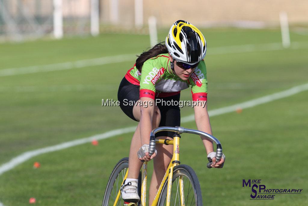 20170806-3257.jpg - Medway Velo Grass Track Event 06-Aug-2017.