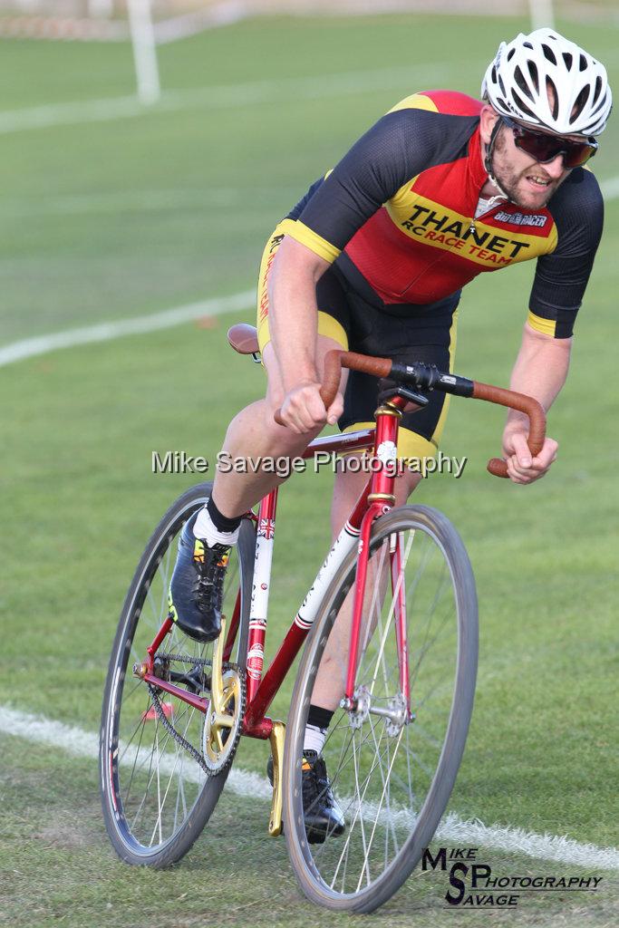 20170806-3273.jpg - Medway Velo Grass Track Event 06-Aug-2017.