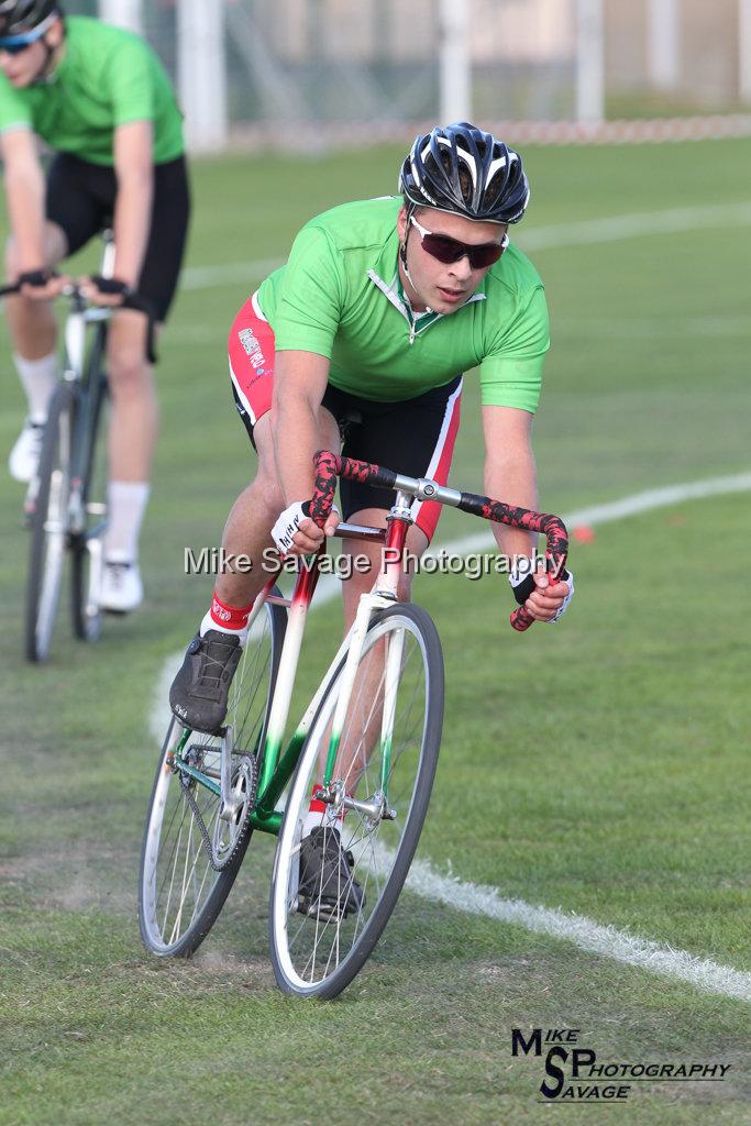 20170806-3283.jpg - Medway Velo Grass Track Event 06-Aug-2017.