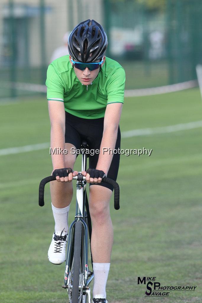 20170806-3288.jpg - Medway Velo Grass Track Event 06-Aug-2017.