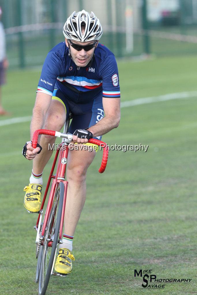 20170806-3318.jpg - Medway Velo Grass Track Event 06-Aug-2017.