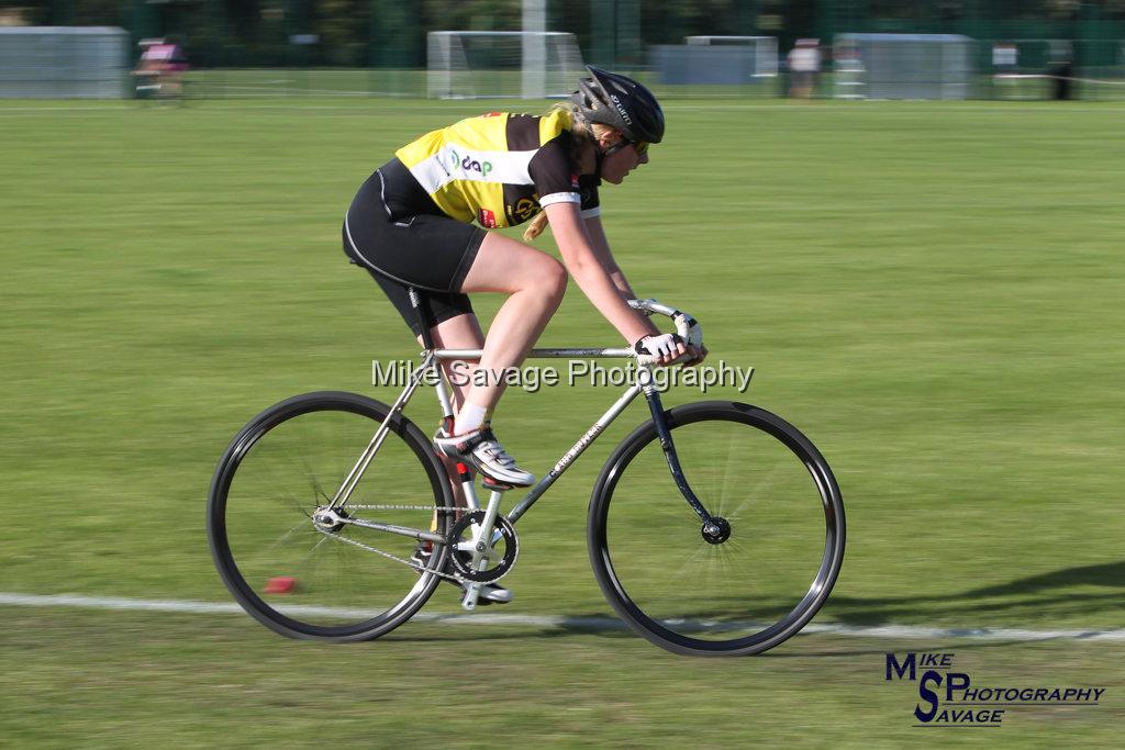 20170806-3484.jpg - Medway Velo Grass Track Event 06-Aug-2017.