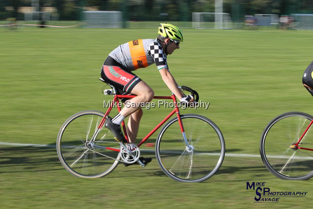 20170806-3495.jpg - Medway Velo Grass Track Event 06-Aug-2017.